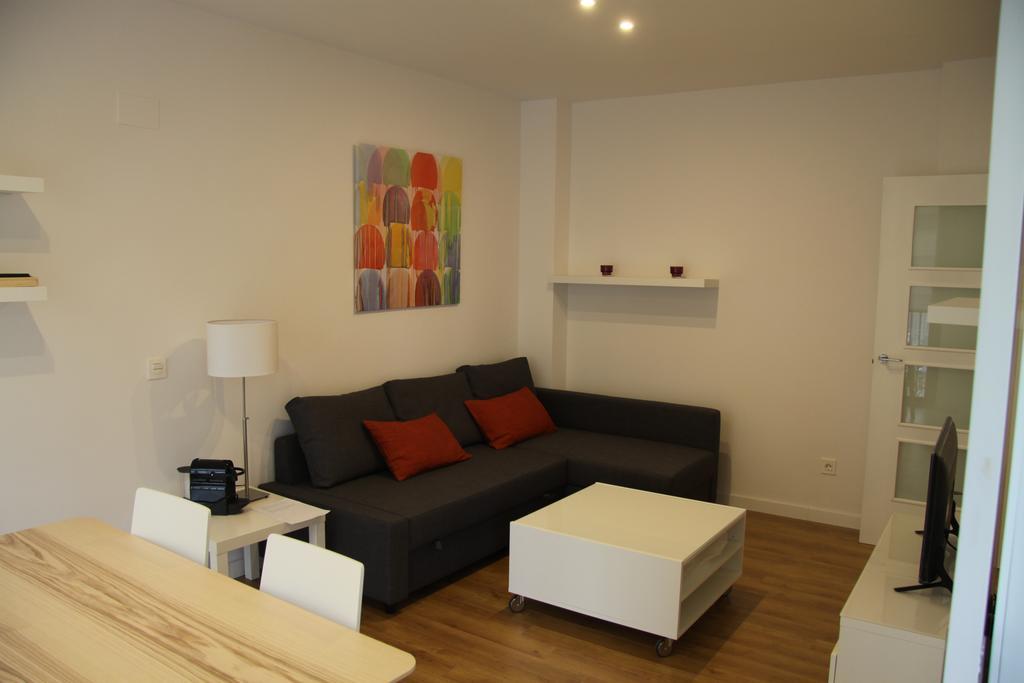 Apartamentos Hiedra Y Tapineria Mercado Central Валенсия Экстерьер фото